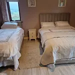 منزل ريفي Drummonds House